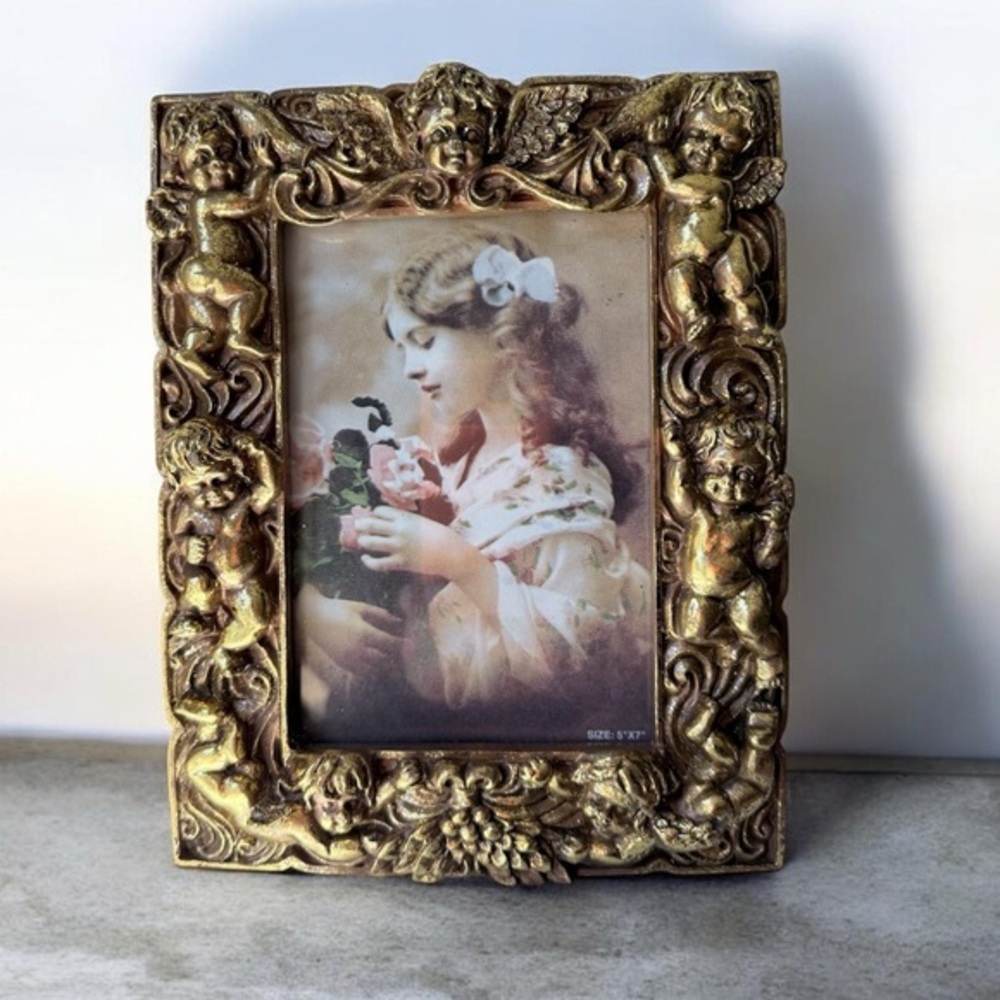 Vintage Ornate Gold Cherub Picture Frame - Decorative Home Accent 5”x7” photo